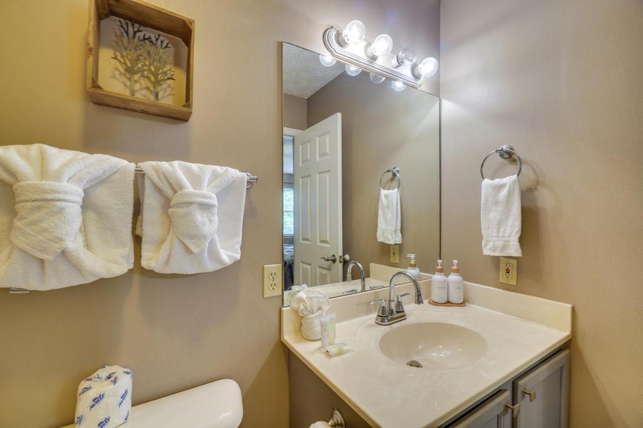 Gatlinburg Vacation Rental Balcony With Hot Tub! מראה חיצוני תמונה