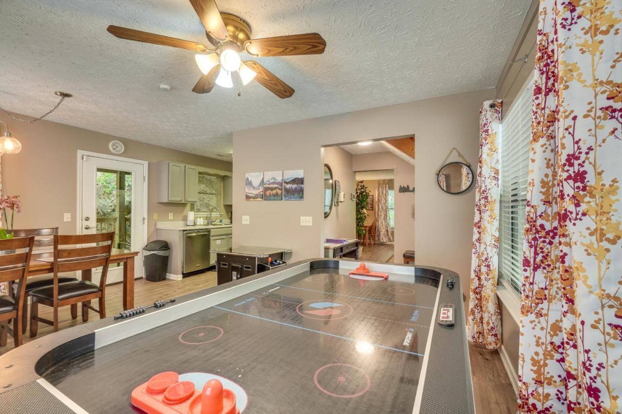 Gatlinburg Vacation Rental Balcony With Hot Tub! מראה חיצוני תמונה