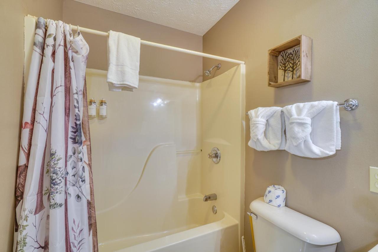 Gatlinburg Vacation Rental Balcony With Hot Tub! מראה חיצוני תמונה