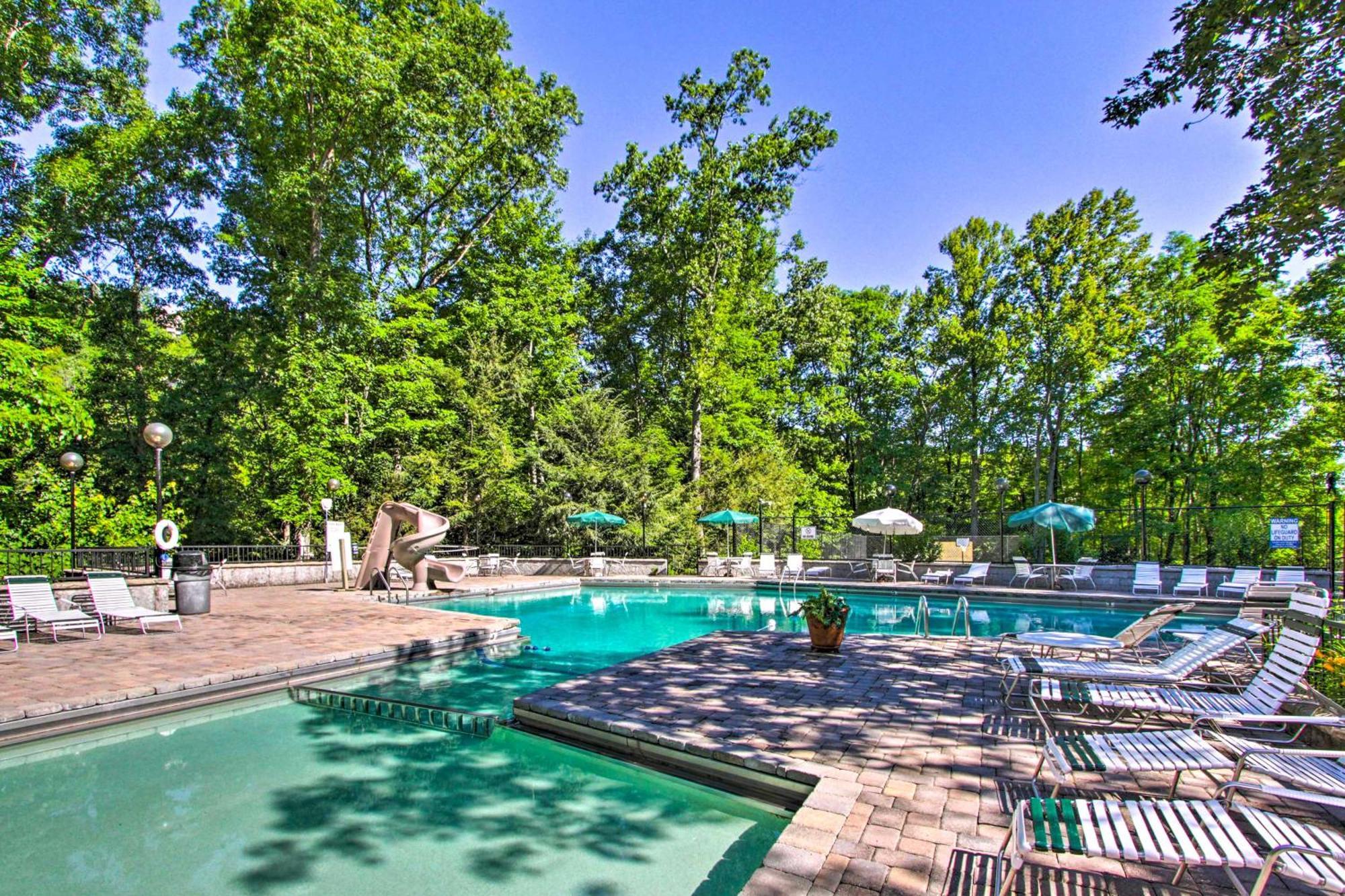 Gatlinburg Vacation Rental Balcony With Hot Tub! מראה חיצוני תמונה