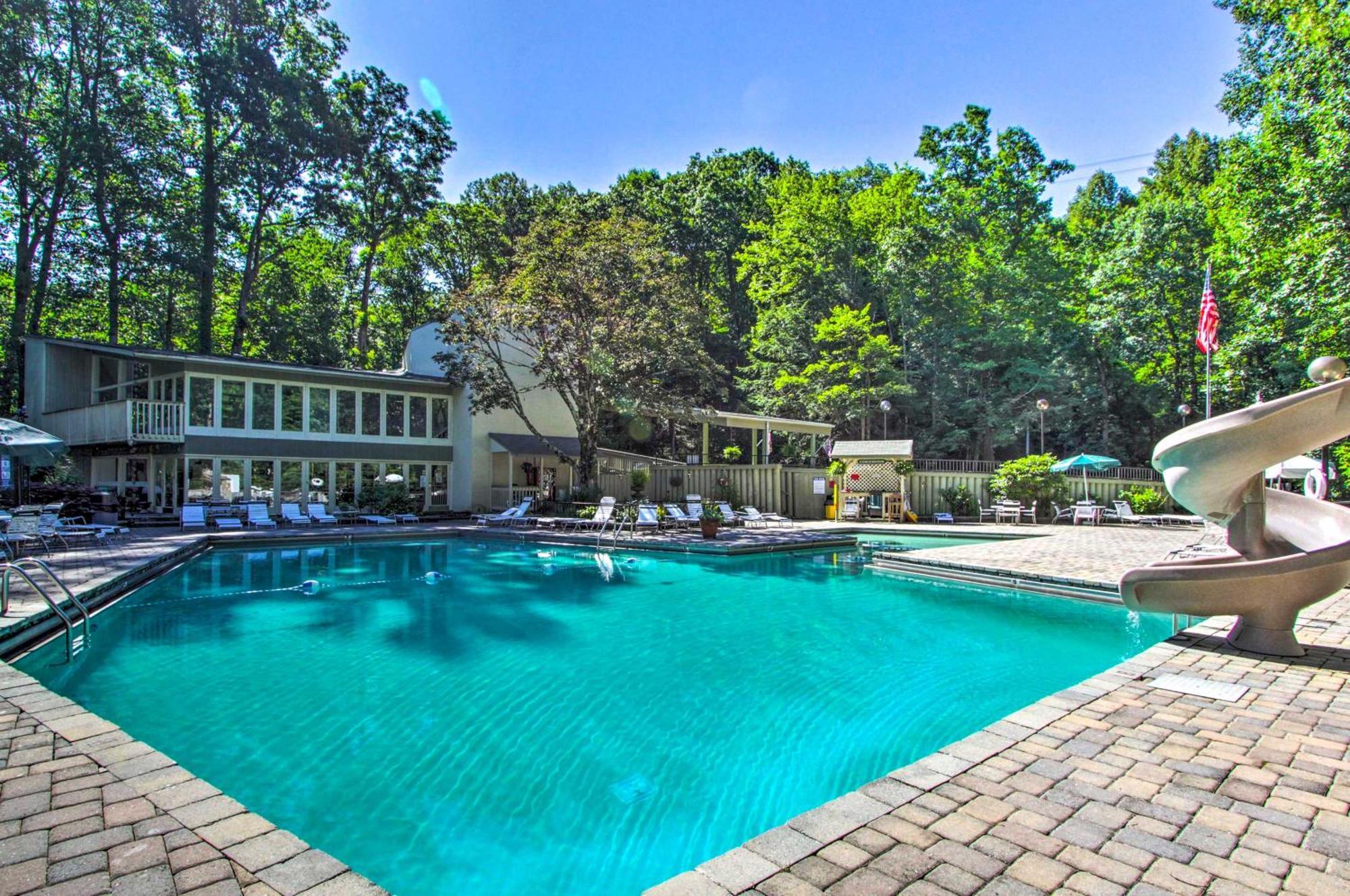 Gatlinburg Vacation Rental Balcony With Hot Tub! מראה חיצוני תמונה